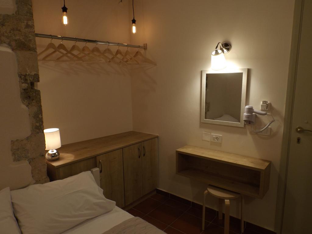 Casa de hóspedes Fivos Chrissi Akti Chania
